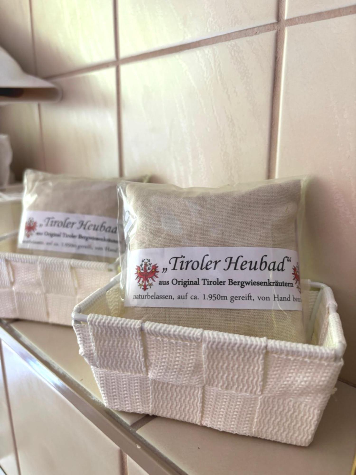 Lechtaler Alpenblick Landeck - Privatzimmer & Ferienwohnung מראה חיצוני תמונה